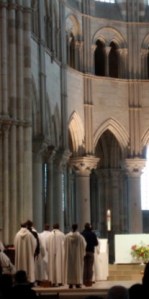 Male voices Vézelay